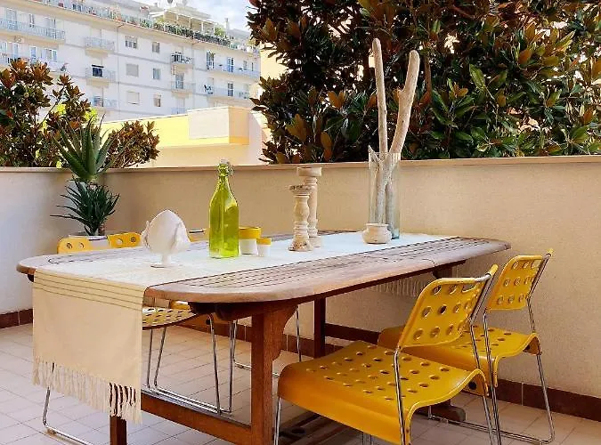 Colourful Living Daire *